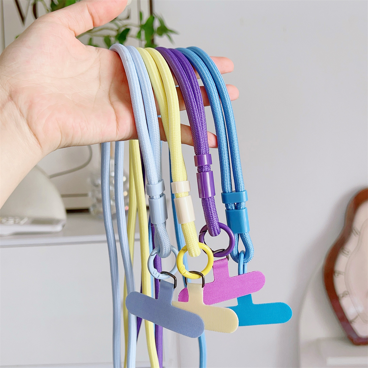 1 pezzo universale lungo cordi - Neck Hanging Phone Holder recensione e prezzo