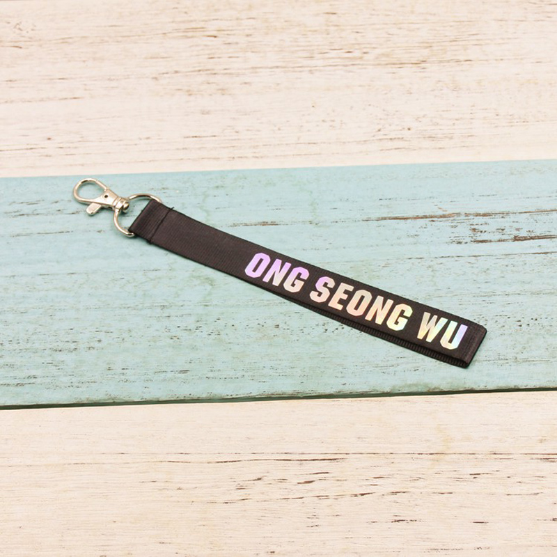 Nome membro WANNA Portachiavi  - Phone Accessories And Names recensione e prezzo